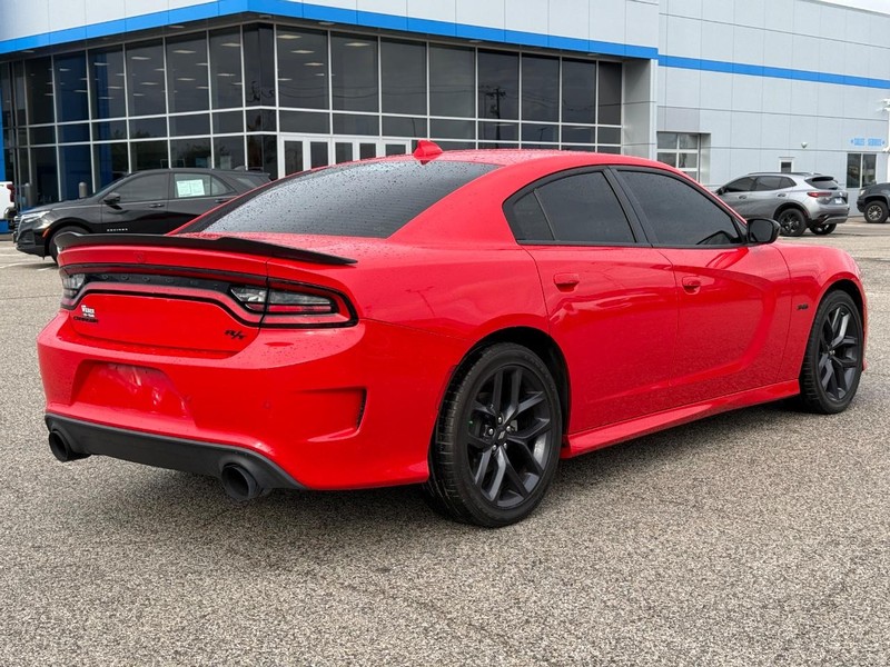 Dodge Charger Vehicle Full-screen Gallery Image 5