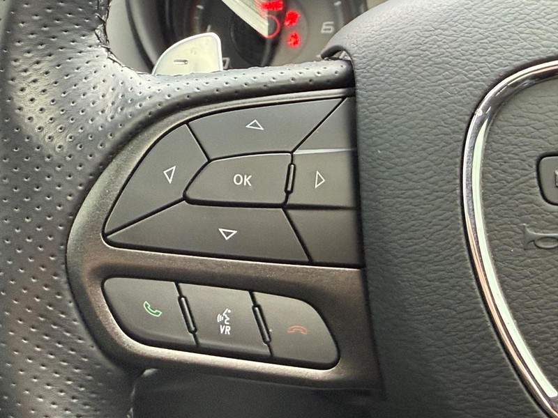 Dodge Charger Vehicle Full-screen Gallery Image 14