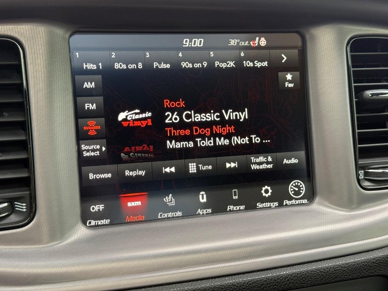 Dodge Charger Vehicle Full-screen Gallery Image 17