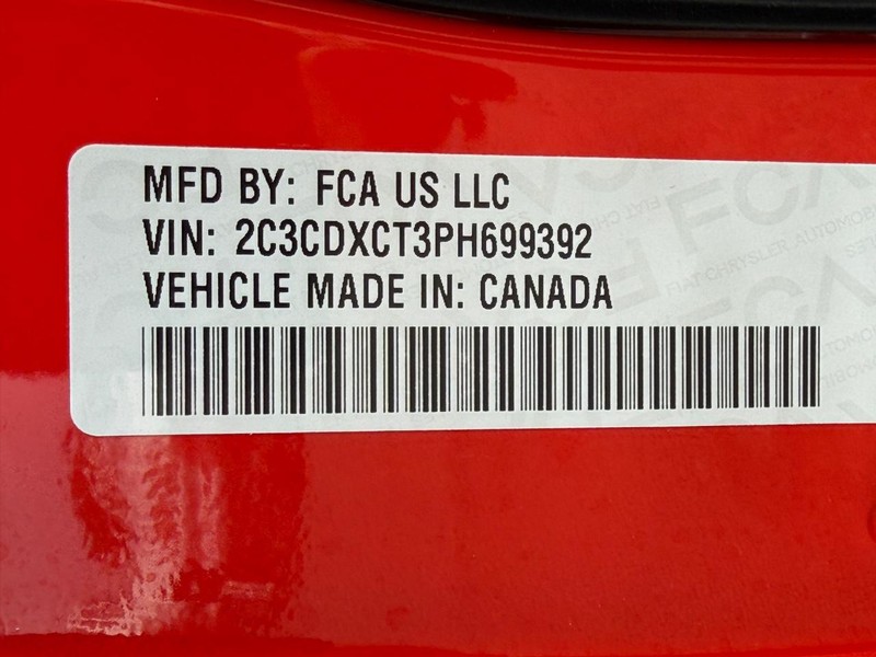 Dodge Charger Vehicle Full-screen Gallery Image 26