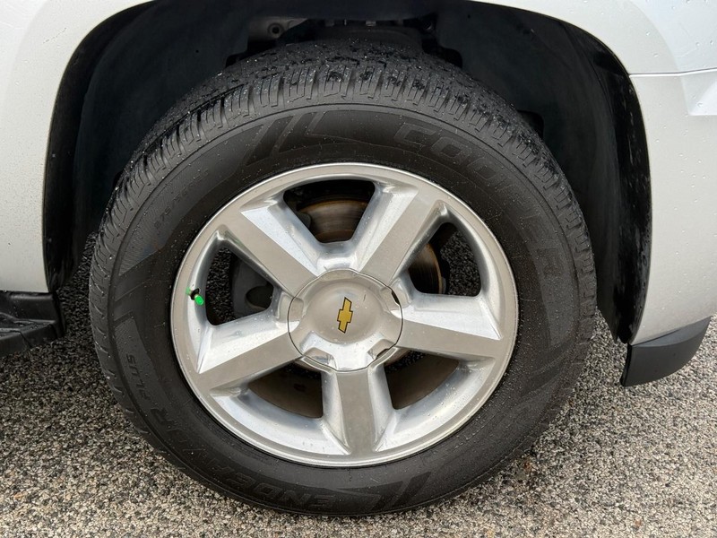 Chevrolet Tahoe Vehicle Full-screen Gallery Image 7