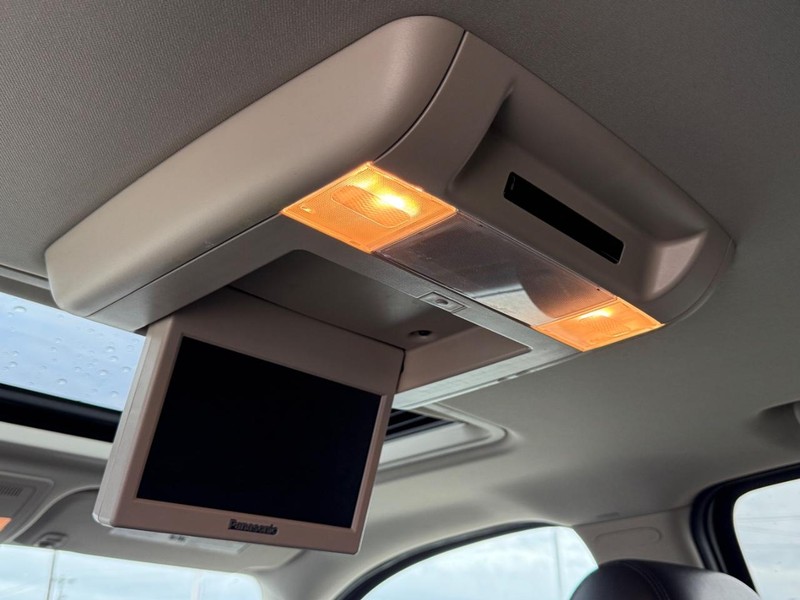 Chevrolet Tahoe Vehicle Full-screen Gallery Image 13