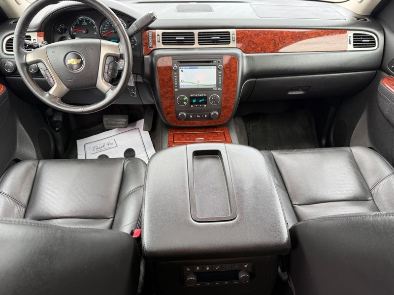 Chevrolet Tahoe Vehicle Full-screen Gallery Image 15