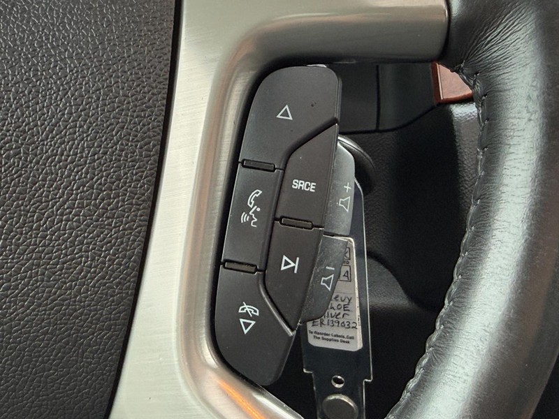 Chevrolet Tahoe Vehicle Full-screen Gallery Image 18