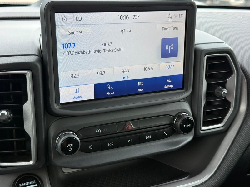 Ford Bronco Sport Vehicle Full-screen Gallery Image 16