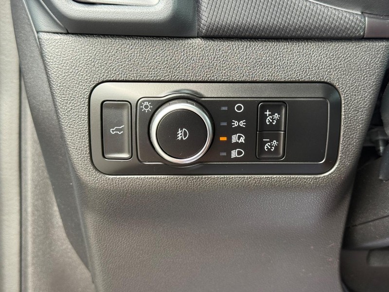 Ford Bronco Sport Vehicle Full-screen Gallery Image 22