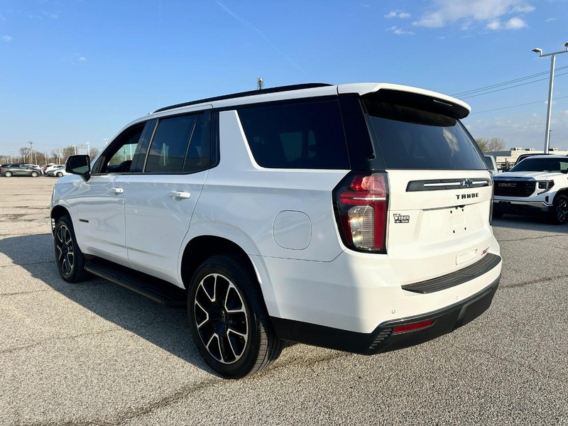 Chevrolet Tahoe Vehicle Full-screen Gallery Image 3
