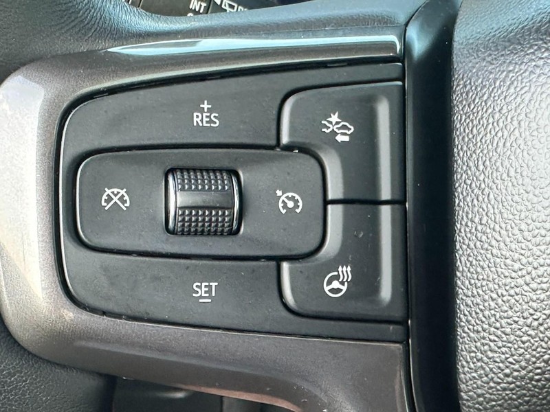 Chevrolet Tahoe Vehicle Full-screen Gallery Image 22