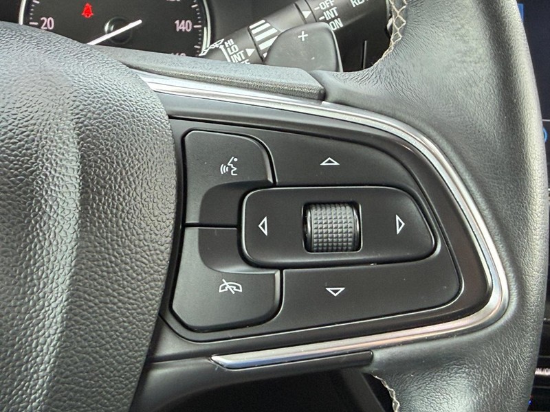 Buick Envision Vehicle Full-screen Gallery Image 14