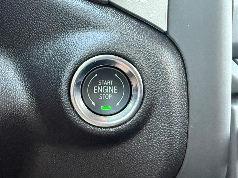 Chevrolet Silverado 2500HD Vehicle Full-screen Gallery Image 9