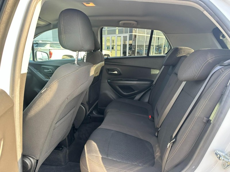 Chevrolet Trax Vehicle Full-screen Gallery Image 10