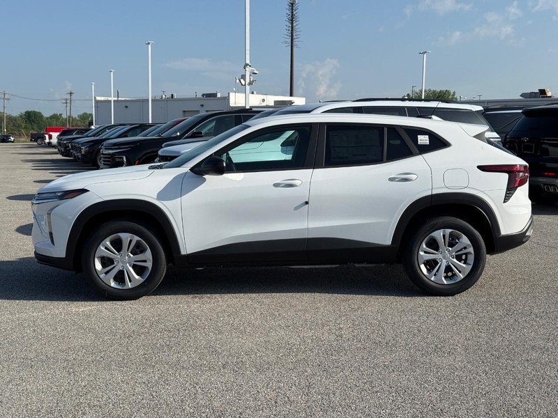 Chevrolet Trax Vehicle Full-screen Gallery Image 2
