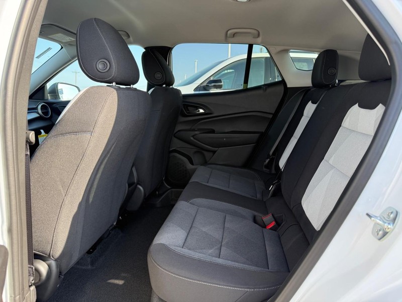 Chevrolet Trax Vehicle Full-screen Gallery Image 5
