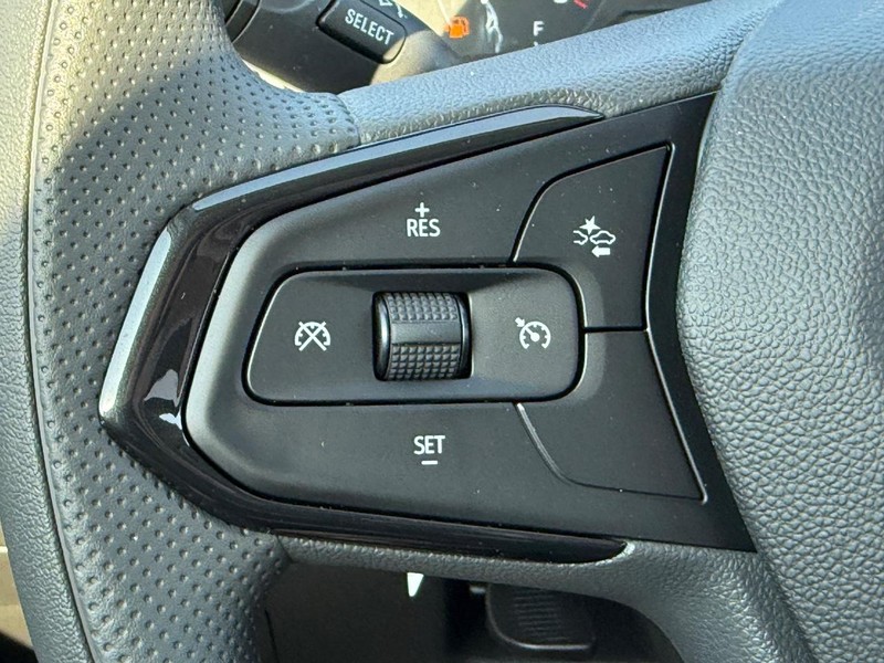 Chevrolet Trax Vehicle Full-screen Gallery Image 8