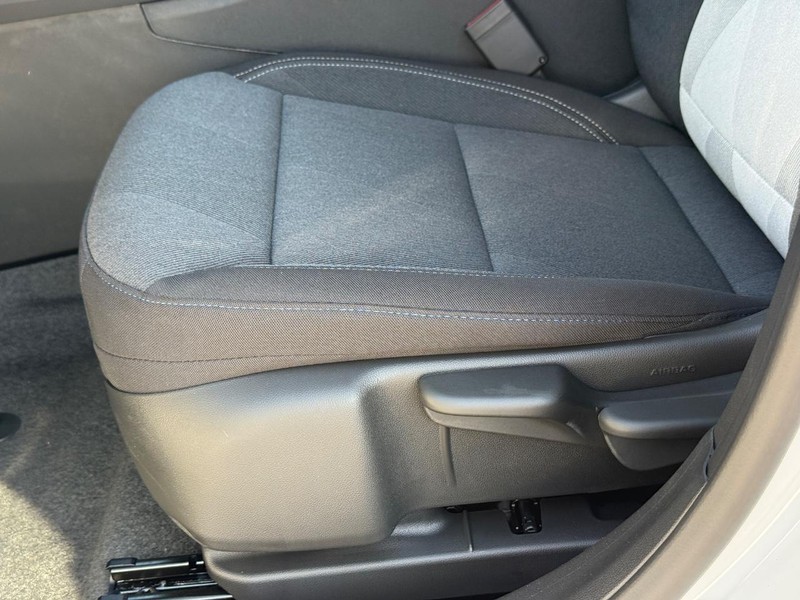 Chevrolet Trax Vehicle Full-screen Gallery Image 16