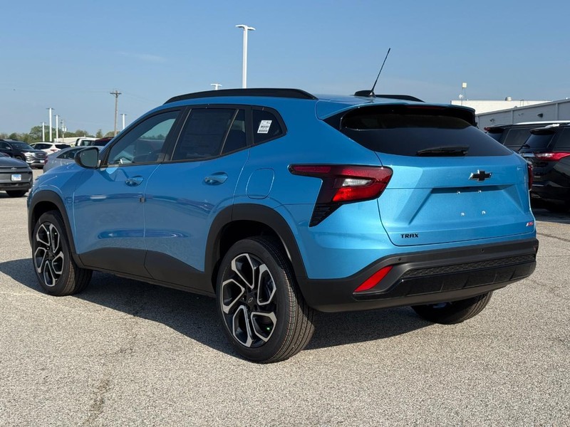 Chevrolet Trax Vehicle Full-screen Gallery Image 3