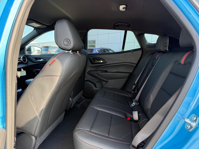 Chevrolet Trax Vehicle Full-screen Gallery Image 5