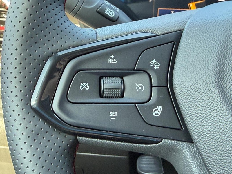 Chevrolet Trax Vehicle Full-screen Gallery Image 8