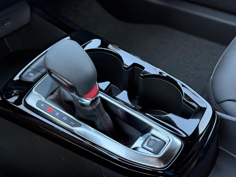 Chevrolet Trax Vehicle Full-screen Gallery Image 14