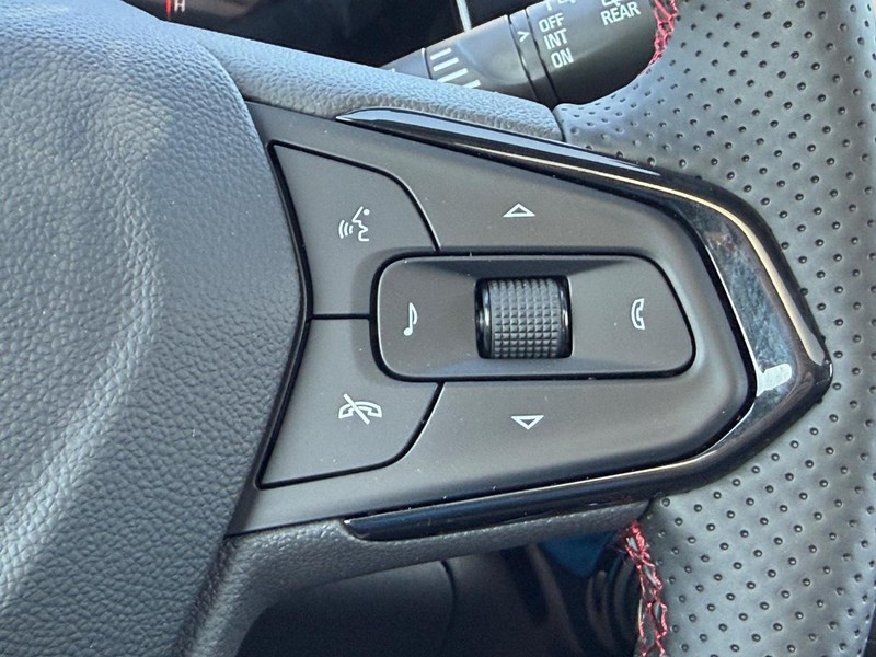 Chevrolet Trax Vehicle Full-screen Gallery Image 10
