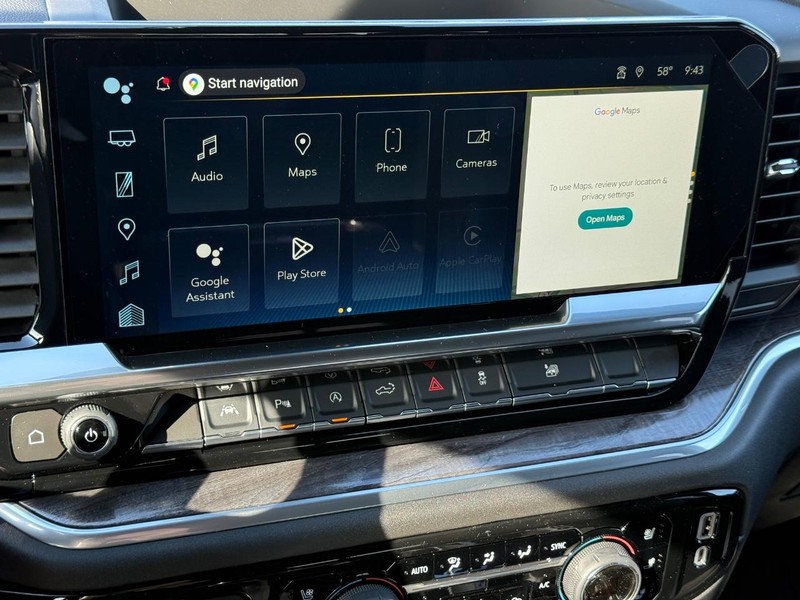 Chevrolet Silverado 1500 Vehicle Full-screen Gallery Image 11