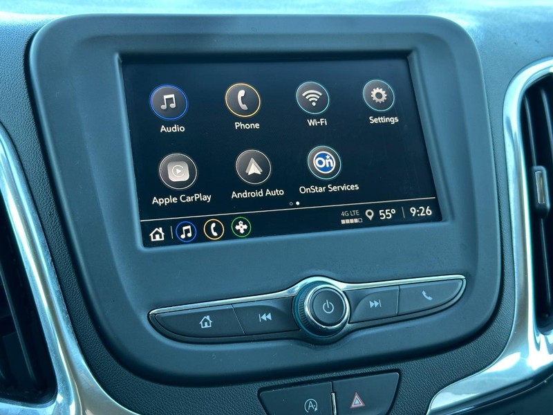 Chevrolet Equinox Vehicle Full-screen Gallery Image 16