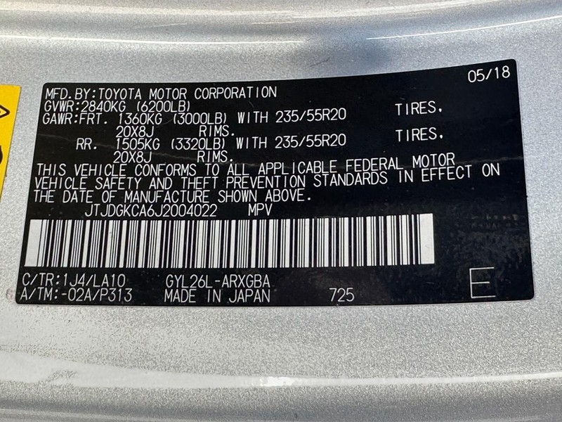 Lexus RX Vehicle Full-screen Gallery Image 30