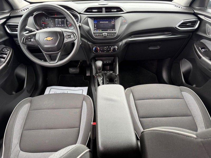 Chevrolet TrailBlazer Vehicle Full-screen Gallery Image 11