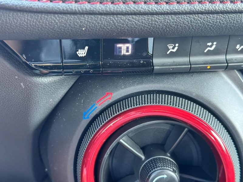 Chevrolet Blazer Vehicle Full-screen Gallery Image 22