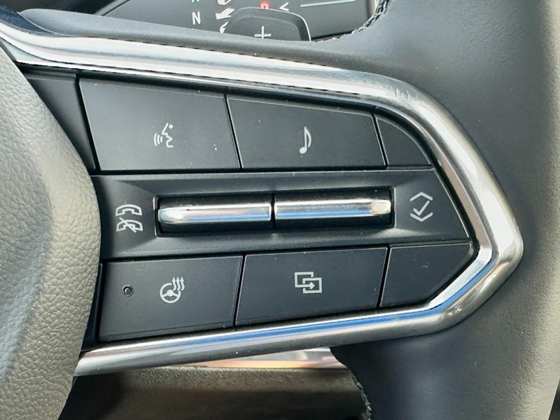 Chevrolet Equinox Vehicle Full-screen Gallery Image 12