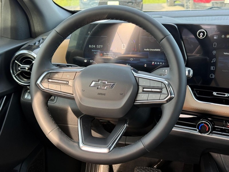 Chevrolet Equinox Vehicle Full-screen Gallery Image 7