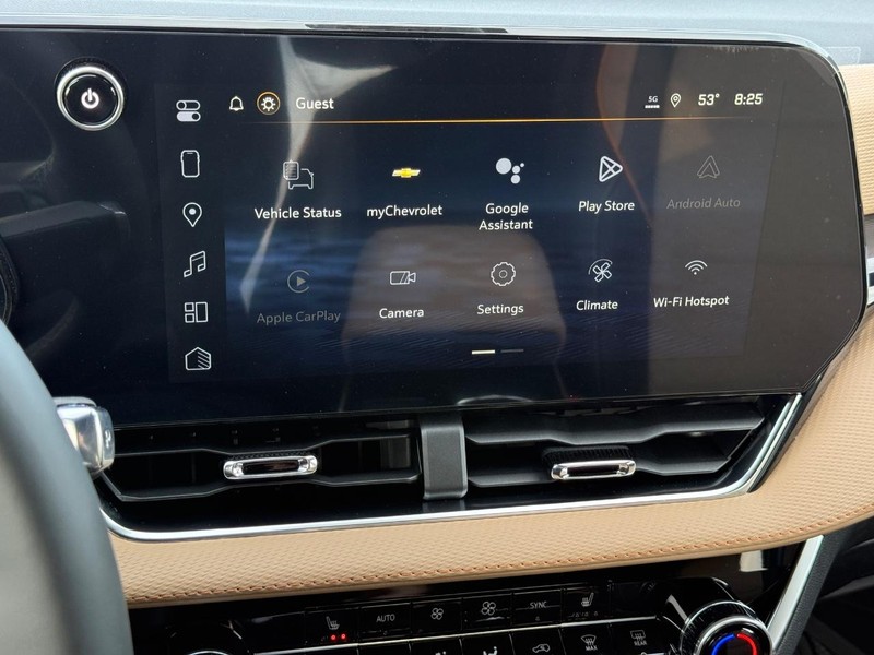 Chevrolet Equinox Vehicle Full-screen Gallery Image 11