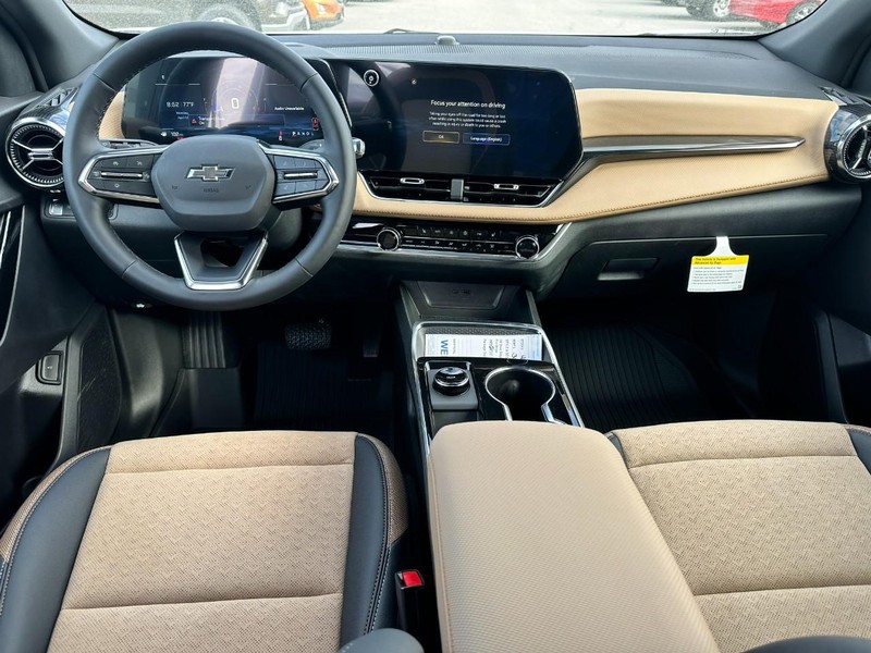 Chevrolet Equinox Vehicle Full-screen Gallery Image 5