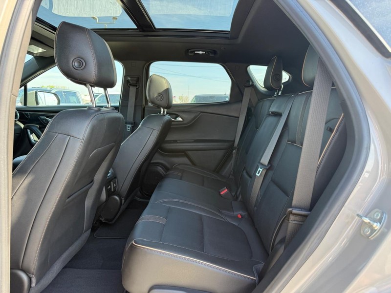 Chevrolet Blazer Vehicle Full-screen Gallery Image 10