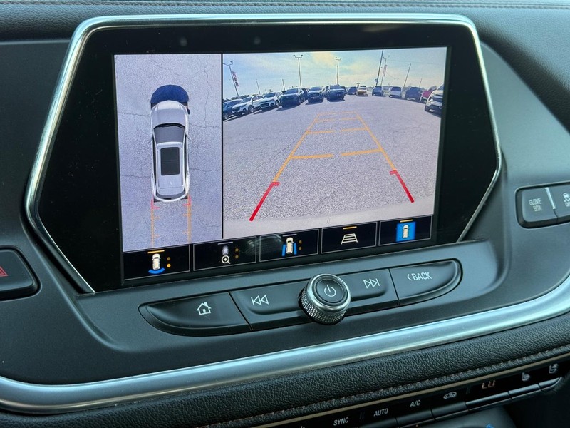 Chevrolet Blazer Vehicle Full-screen Gallery Image 18