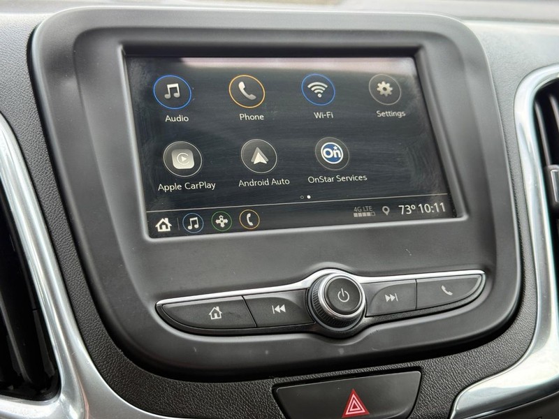 Chevrolet Equinox Vehicle Full-screen Gallery Image 16