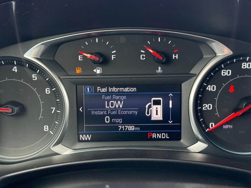 Chevrolet Equinox Vehicle Full-screen Gallery Image 21