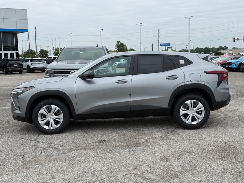 Chevrolet Trax Vehicle Full-screen Gallery Image 2