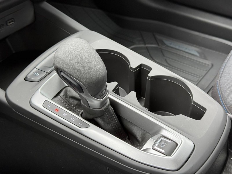 Chevrolet Trax Vehicle Full-screen Gallery Image 9