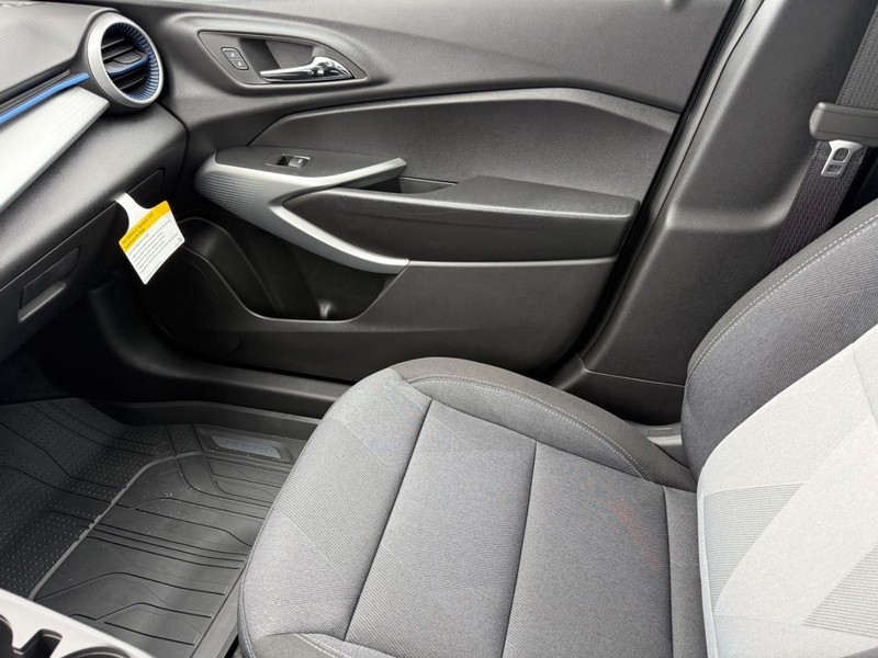 Chevrolet Trax Vehicle Full-screen Gallery Image 10