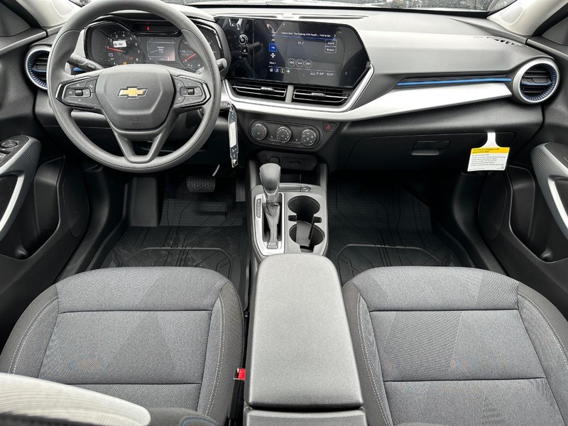 Chevrolet Trax Vehicle Full-screen Gallery Image 6