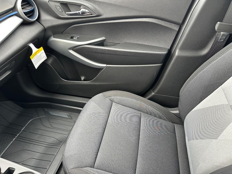 Chevrolet Trax Vehicle Full-screen Gallery Image 14