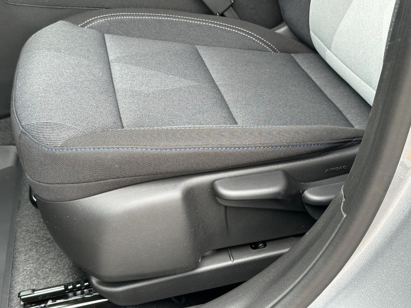 Chevrolet Trax Vehicle Full-screen Gallery Image 16