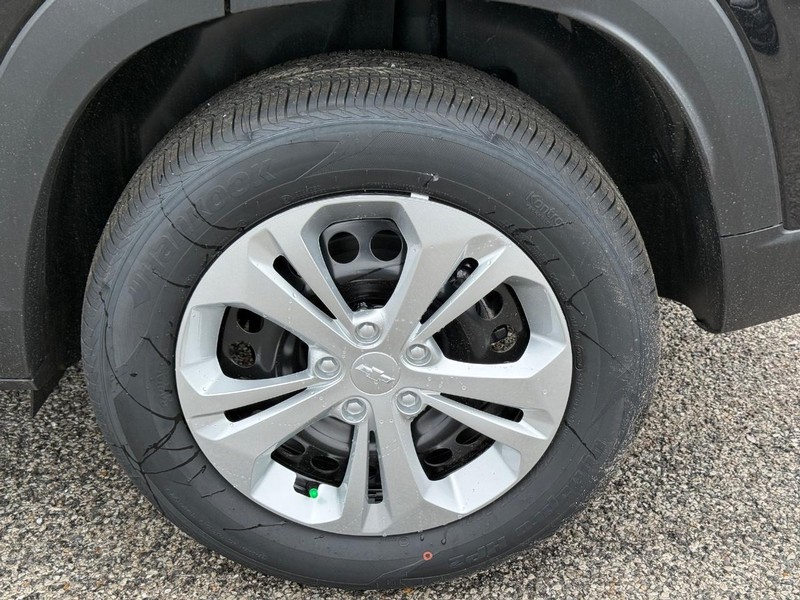 Chevrolet Trax Vehicle Full-screen Gallery Image 4