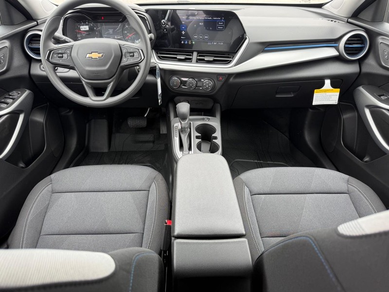 Chevrolet Trax Vehicle Full-screen Gallery Image 6