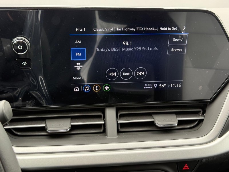 Chevrolet Trax Vehicle Full-screen Gallery Image 10