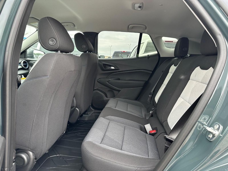 Chevrolet Trax Vehicle Full-screen Gallery Image 5