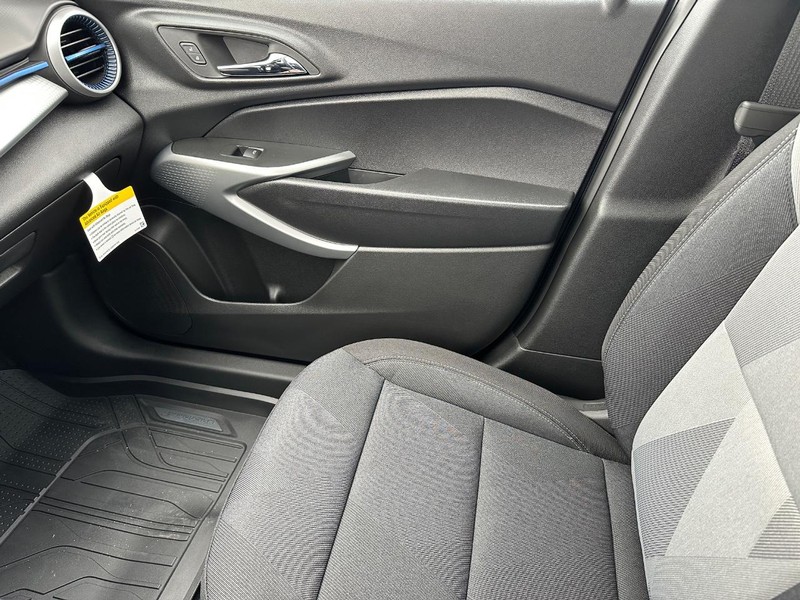 Chevrolet Trax Vehicle Full-screen Gallery Image 14