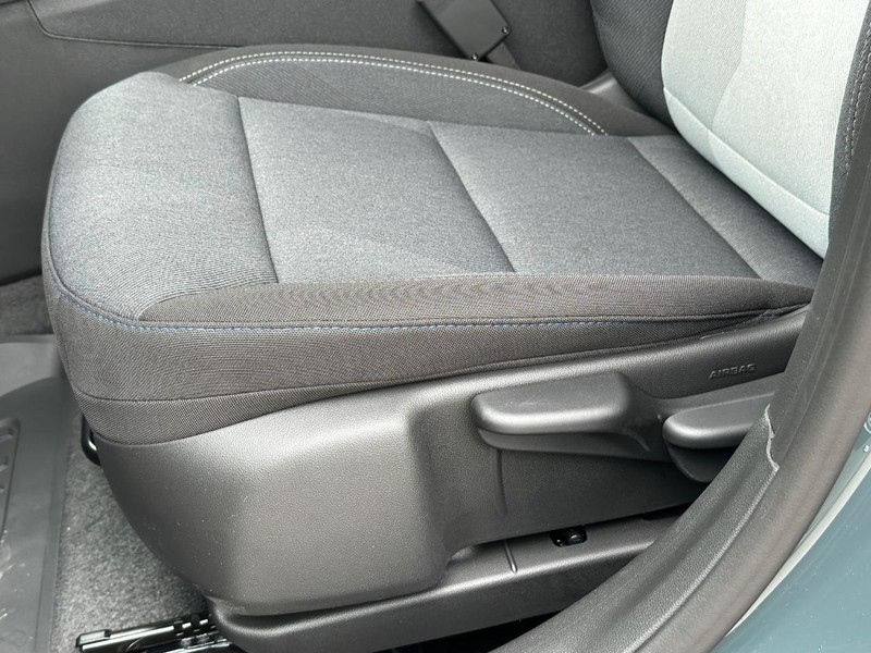 Chevrolet Trax Vehicle Full-screen Gallery Image 16