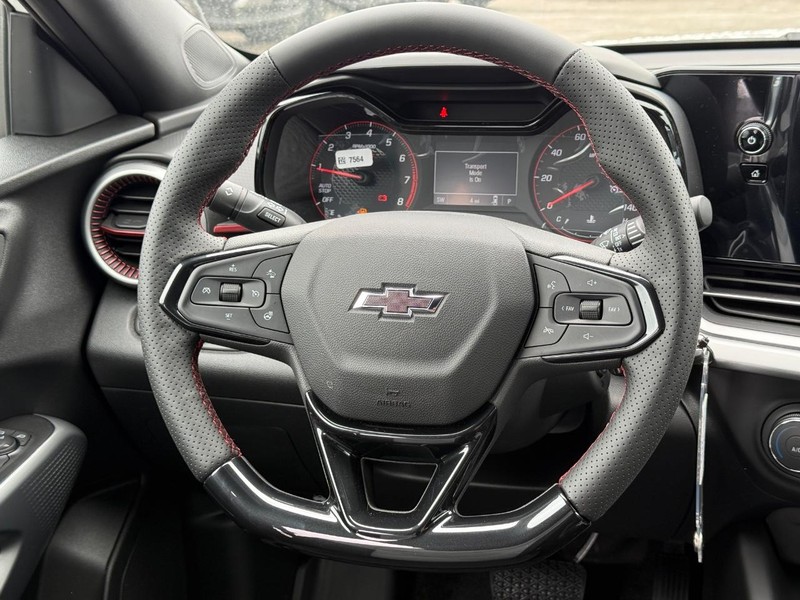 Chevrolet Trax Vehicle Full-screen Gallery Image 7